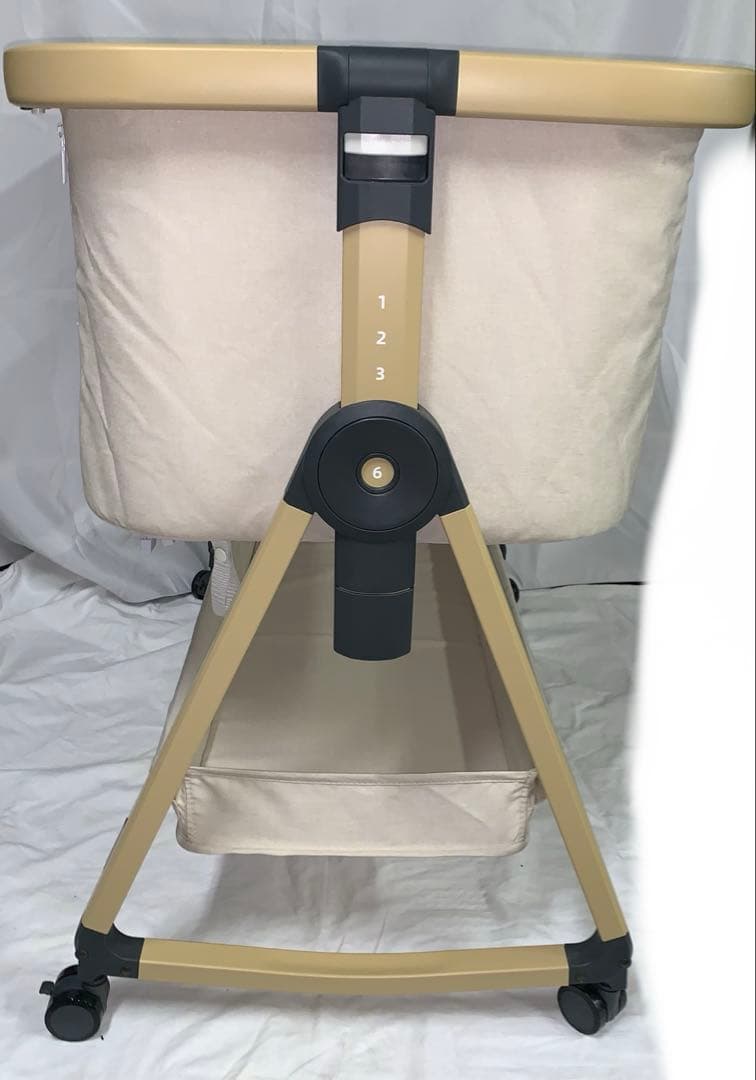 11h33 美品 HZDMJ ベビーベッド ベージュ25年 ４月購入