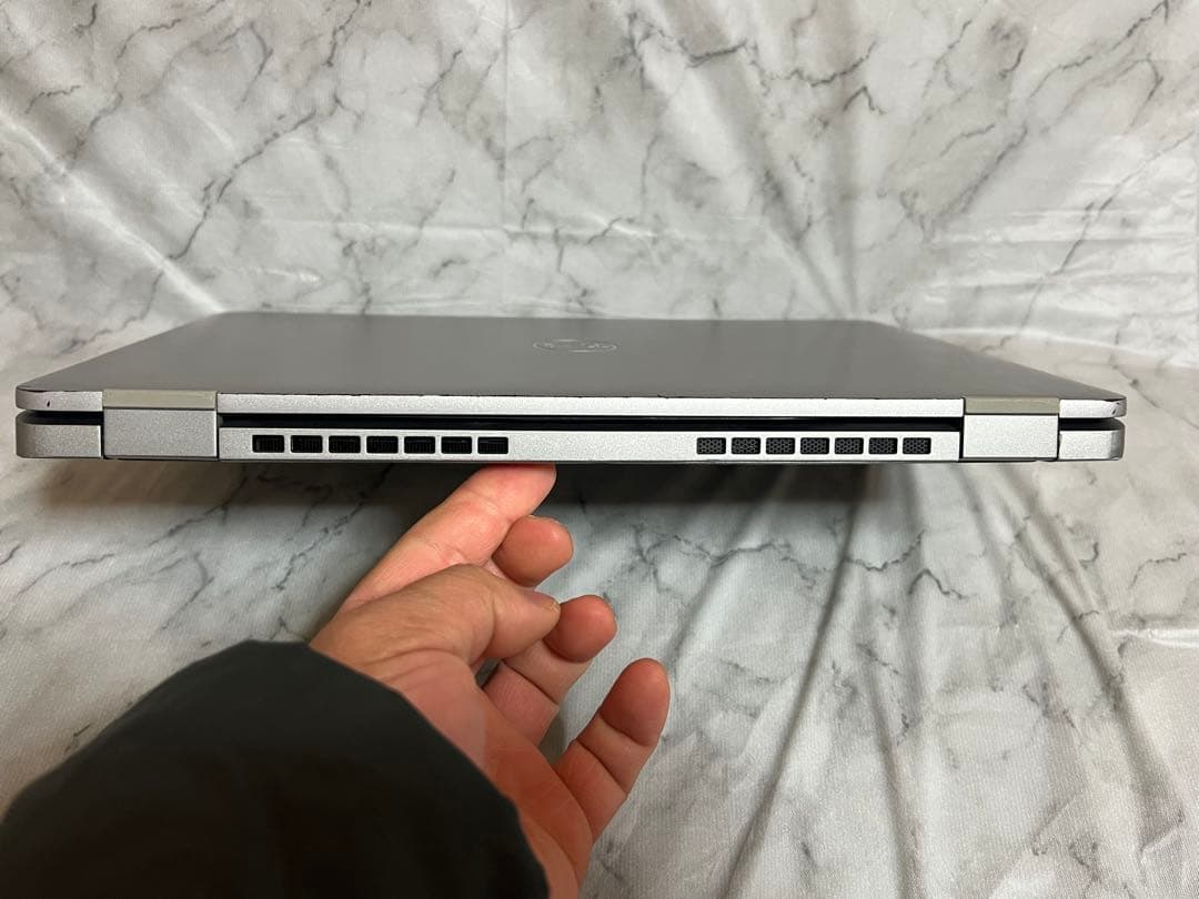 Dell Latitude 5320 i7 第11世代 16GB / 512GB