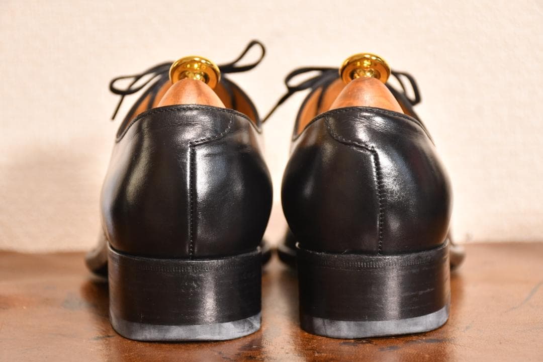 【美品】Le Yucca's Y30019 41.5 26.5cm