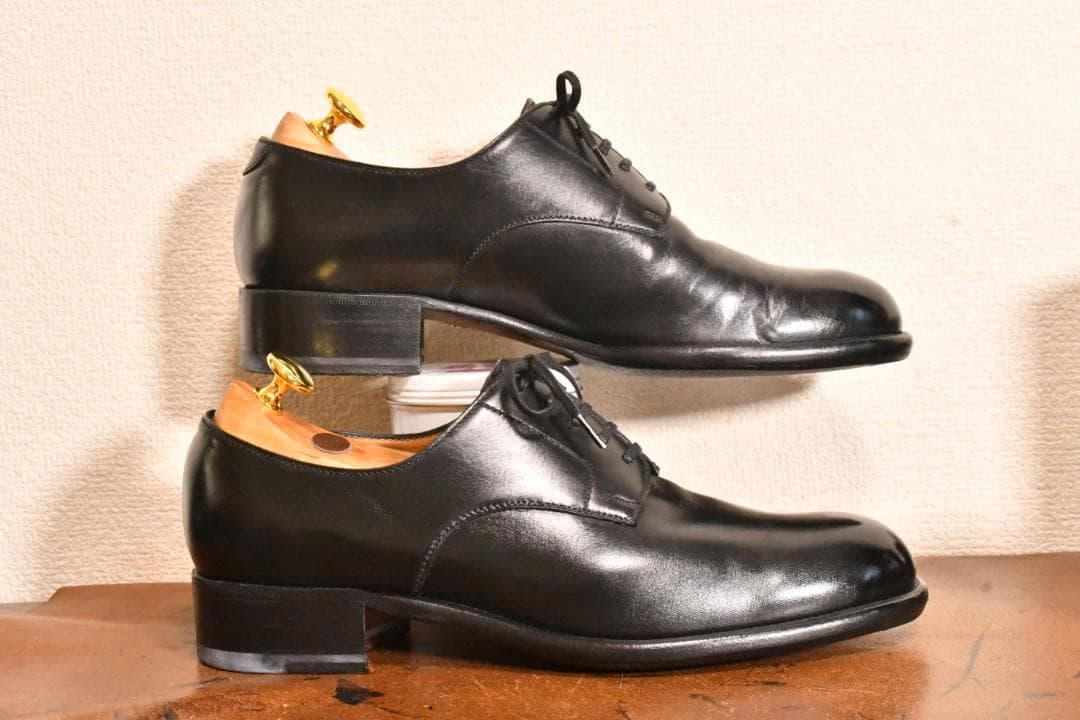 【美品】Le Yucca's Y30019 41.5 26.5cm