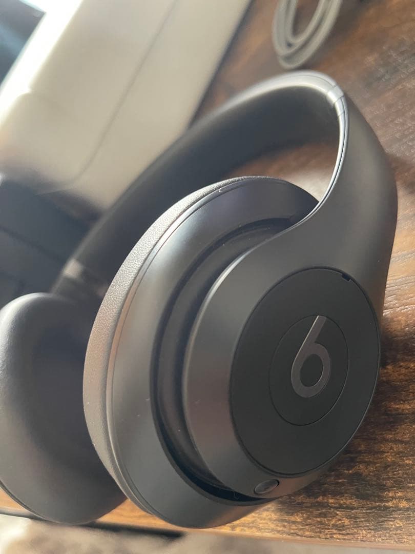 Beats Studio Pro ブラック