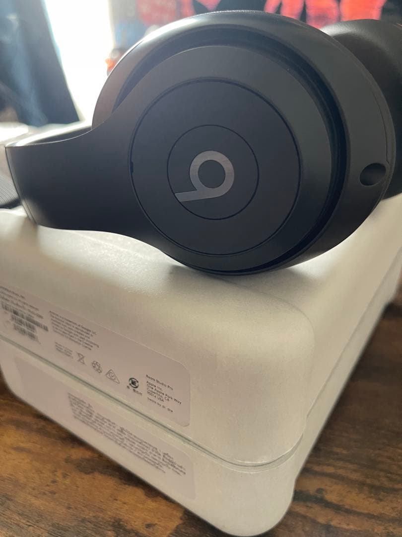 Beats Studio Pro ブラック