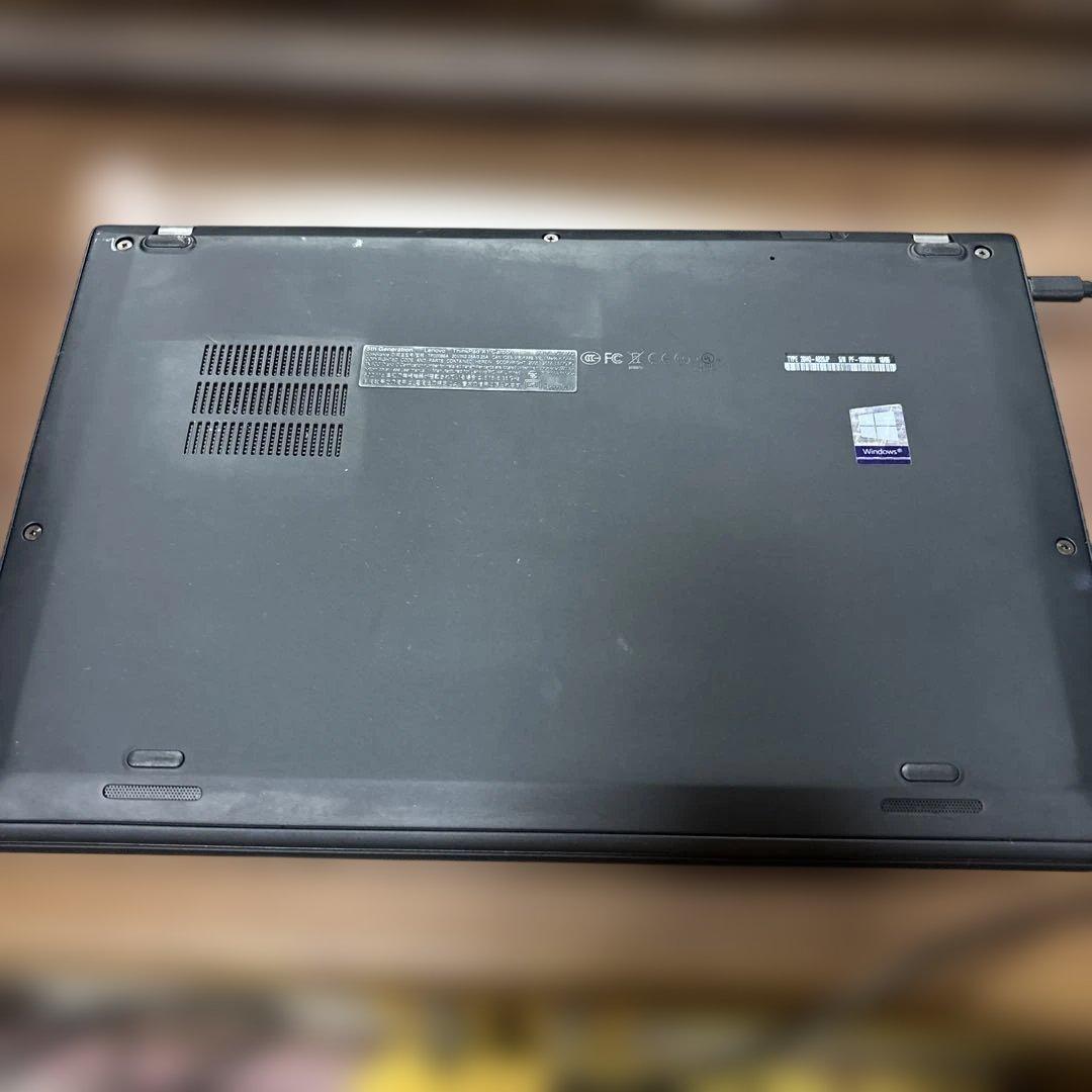 Windowsノート本体 Lenovo ThinkPad X1 Carbon 5th