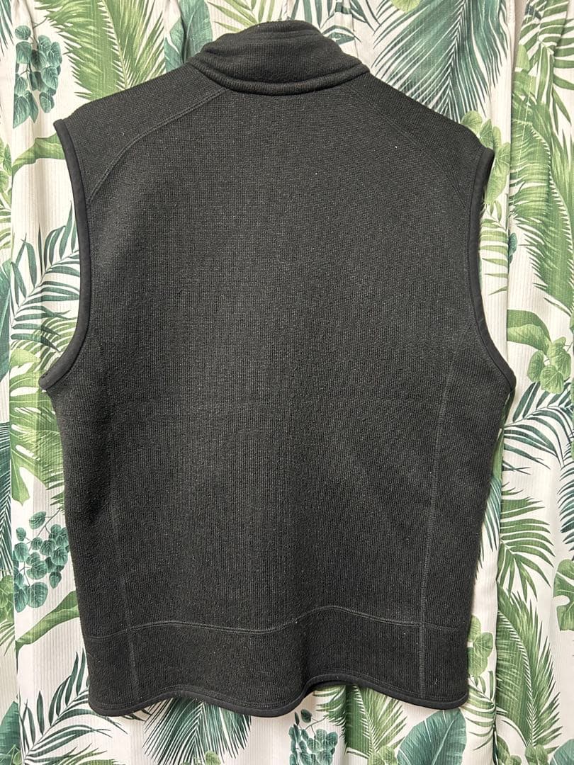 t*o様 patagonia初期型 ブラックベターセーターベストM
