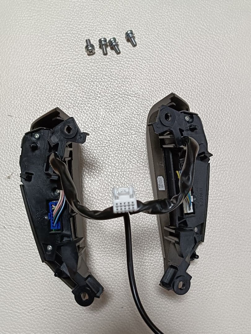 【LED打ち替え品】20アルファードヴェルファイアステアリングスイッチLED白