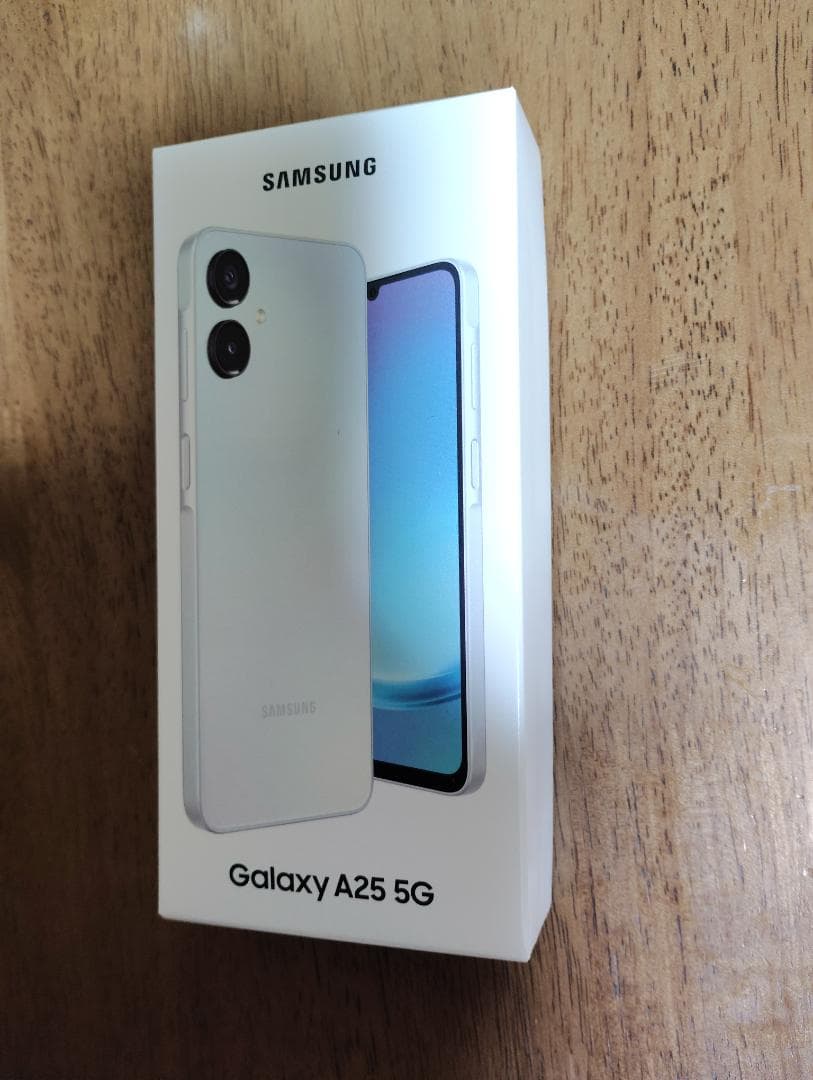 Samsung Galaxy A25 5G ホワイト　新品　SIMフリー