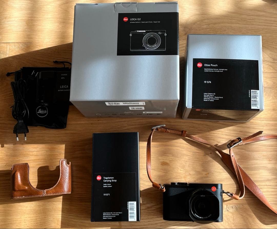【美品】Leica ライカ　Q2 おまけ付き