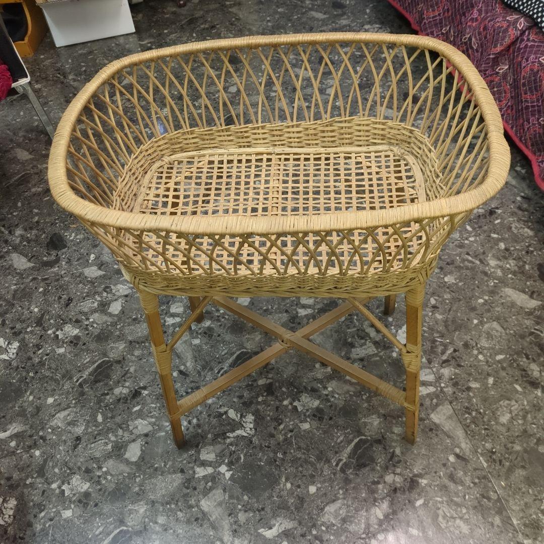 はなこ　昭和レトロ脱衣かご　古道具家具　　　　　　　籐ラック