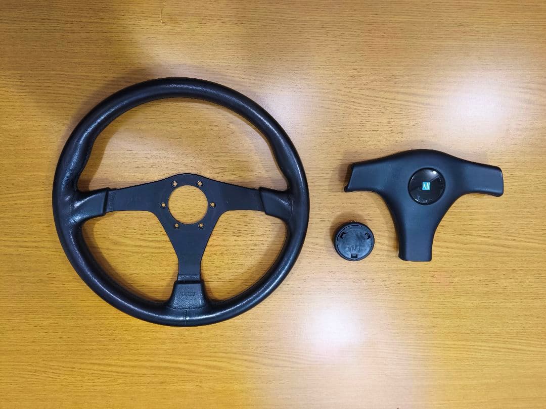 NARDI GARA3 Type3 36Φ ブラックレザー＆ブラックパッド