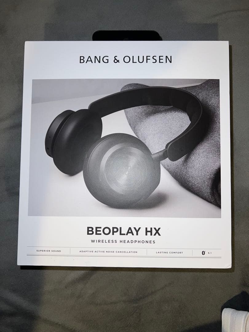 iskw　　Bang & Olufsen Beoplay HX