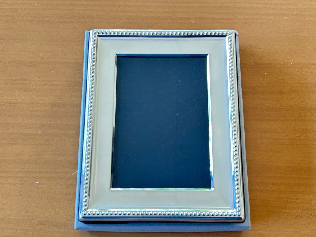 Christofle メタルフォトフレーム ビーズ装飾付き