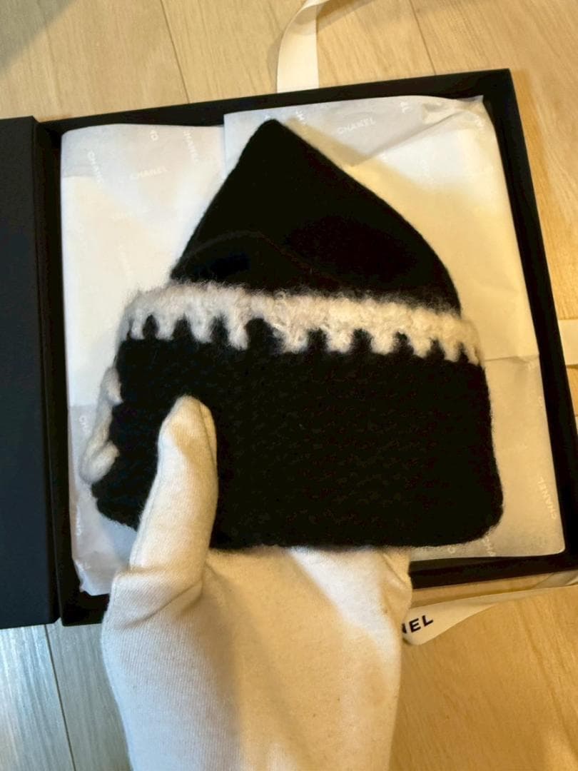 ❤︎　CHANEL ロゴ入りニット帽 ブラック 人気完売商品