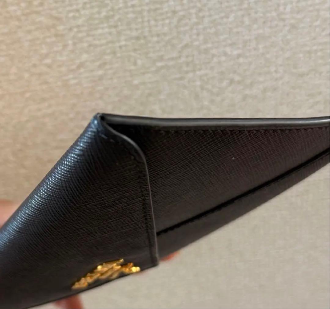 PRADA ブラックレザー 長財布