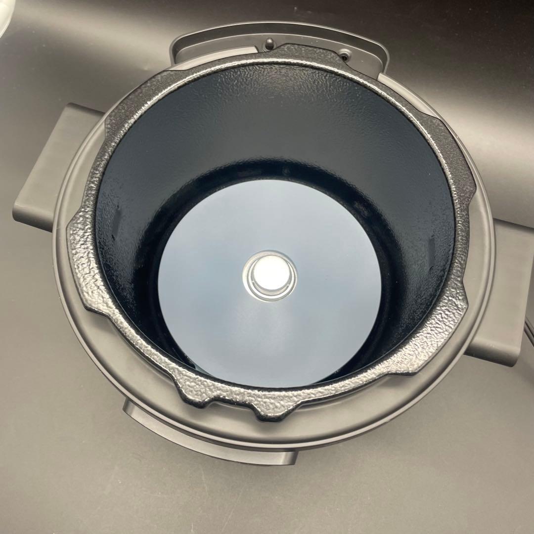 未使用品 TOSHIBA 電気圧力鍋 RCP-30R K ブラック