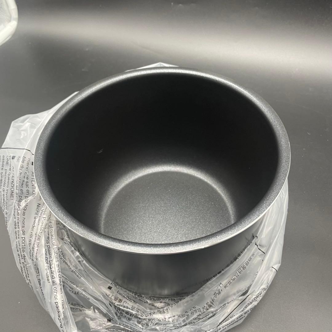 未使用品 TOSHIBA 電気圧力鍋 RCP-30R K ブラック