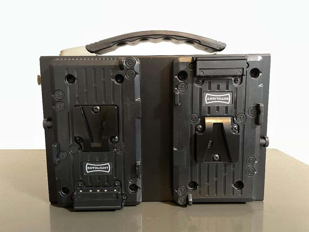 Rotolight RL-CHARGER-VL2 　Vマウントチャージャー