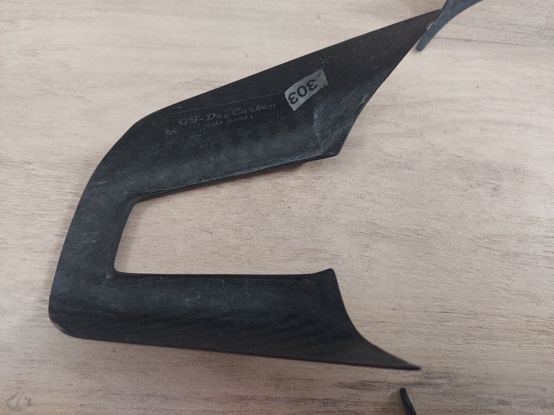 アクシスパーツ　NDロードスター　ステアリングカバー　艶消し　左スイッチあり