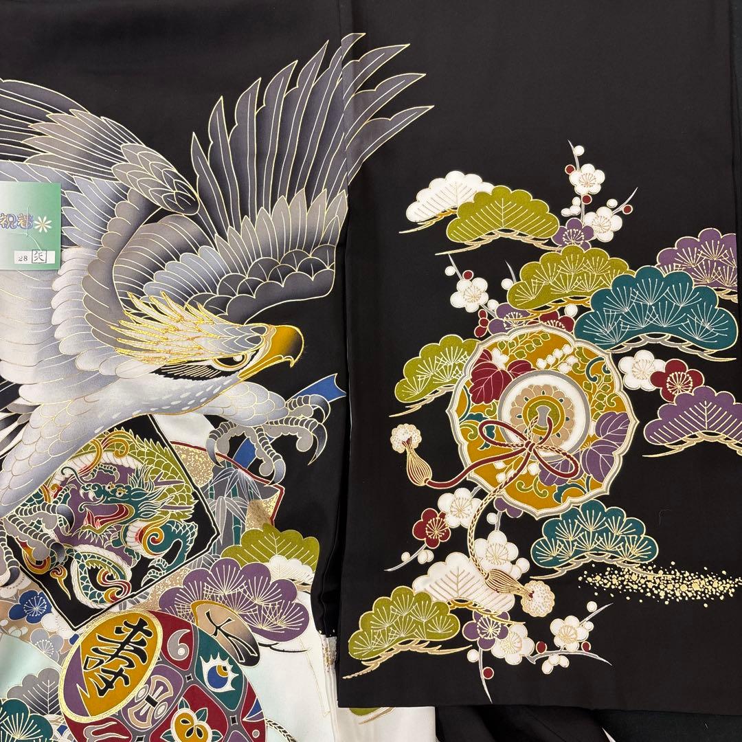 新品「即決価格」正絹産着祝着京友禅豪華刺繍、金彩仕様、特選大鷹と祝色紙宝小槌文