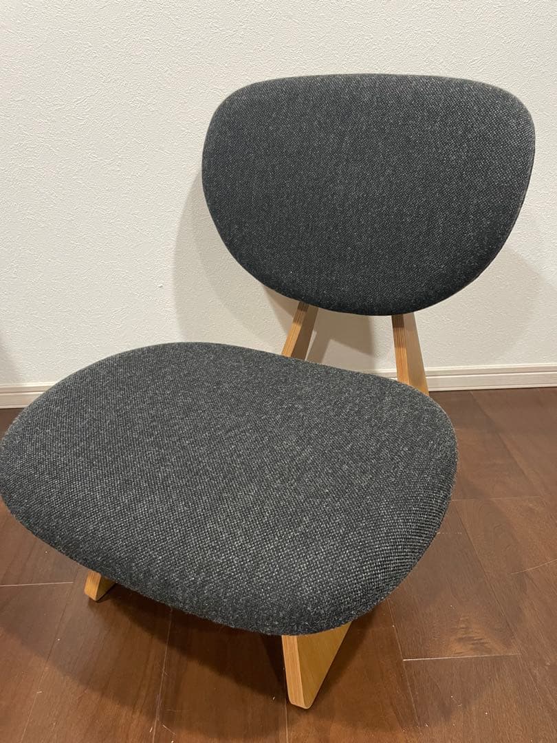 天童木工 低座イス（チャコールグレー）