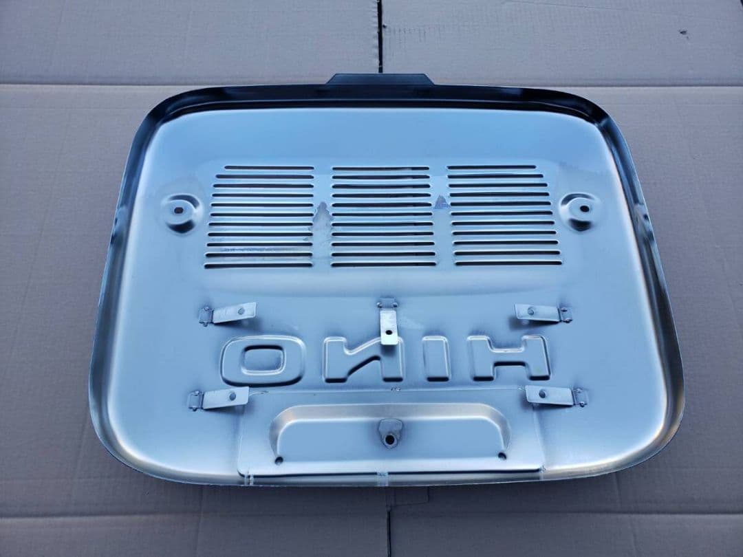 日野 17プロフィア メッキ マフラーカバー 低床用 高品質 新品 1016