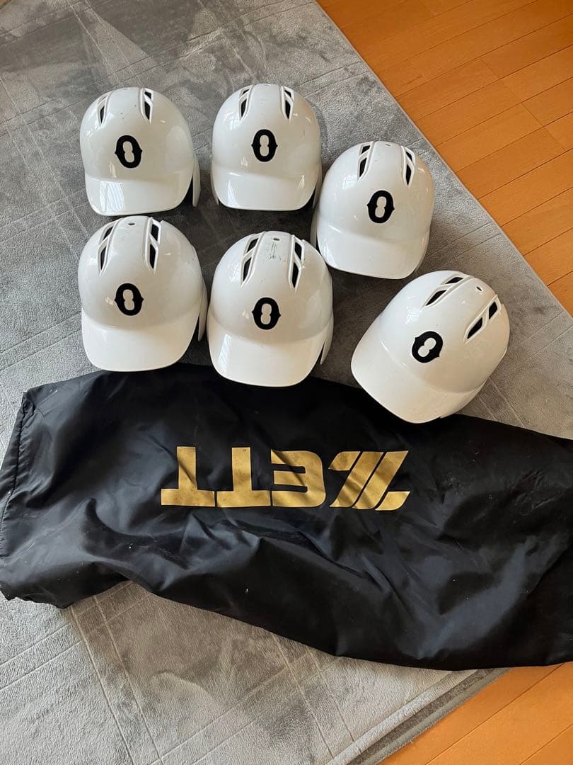 ホワイトヘルメット6個セット