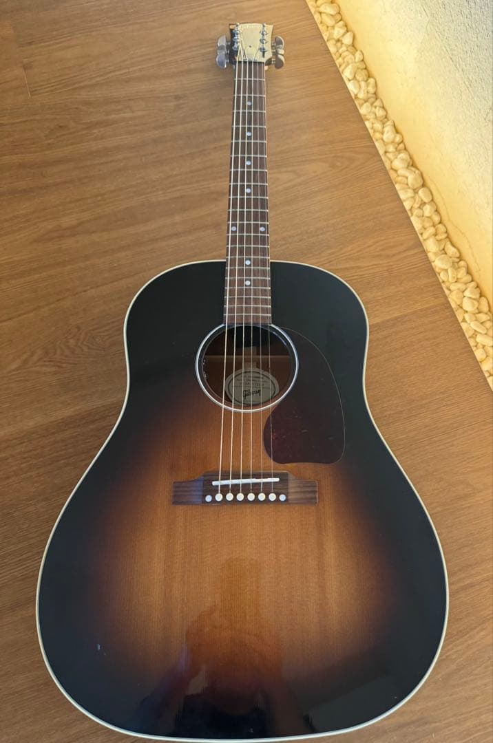 ギター(ギブソンJ-45 スタンダード)