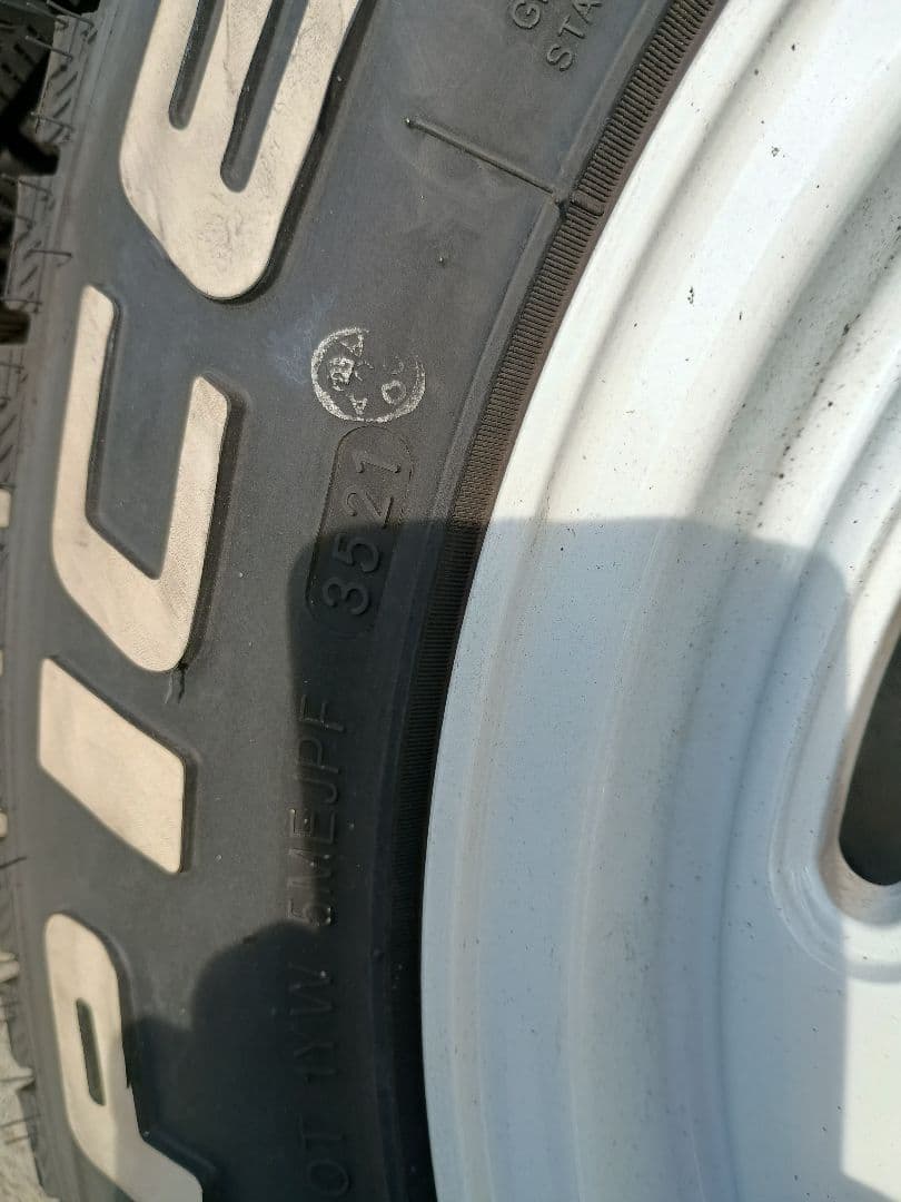 スズキ ジムニー GRIPMAX 175/80R16　スタッドレスタイヤ４本