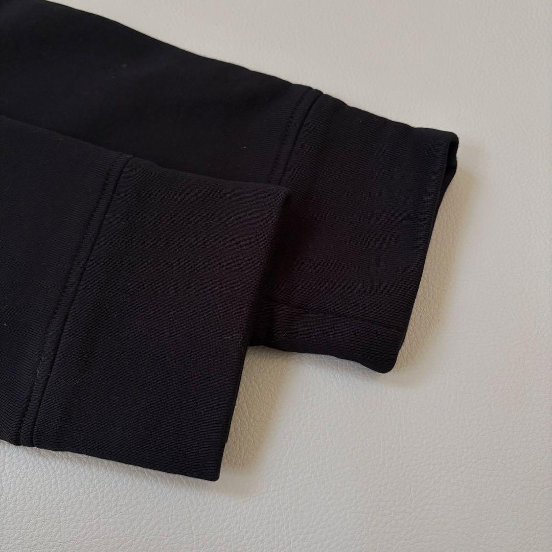 美品✨N°21 安全ピンデザイン ロゴトレーナー スウェット ブラック