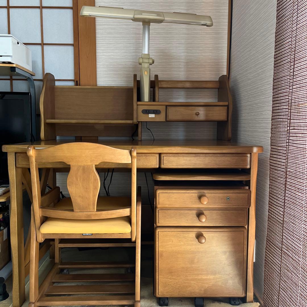 さるっち/カリモク　学習机　①机•本棚セット