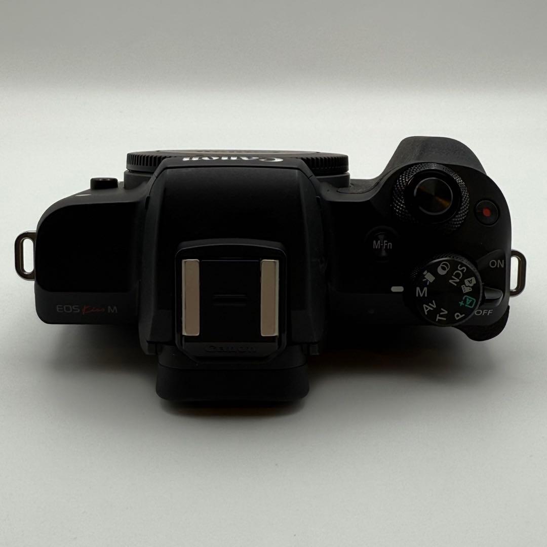 【美品】Canon EOS Kiss M ブラック レンズ付き