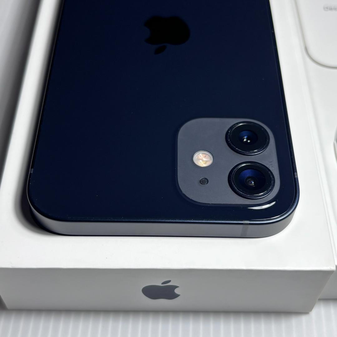 【極美品】iPhone12 64GB ブラック バッテリー最大容量90%