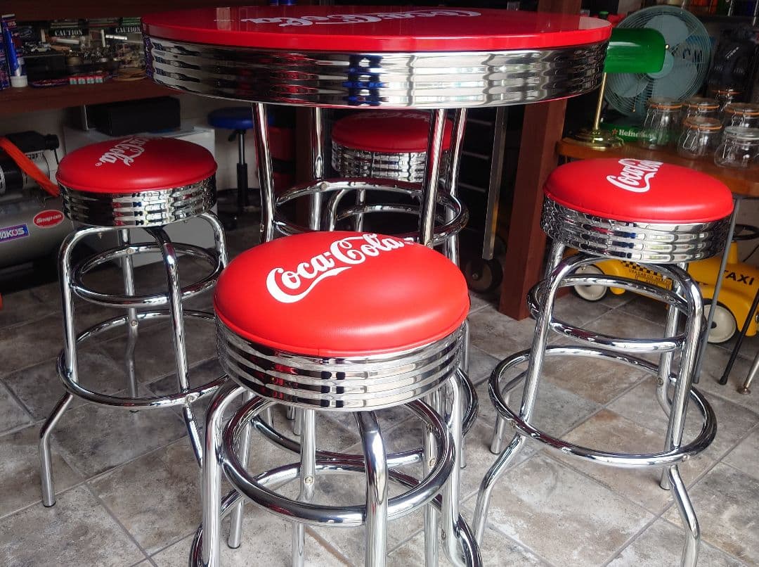 【トミーさま専用】コカ・コーラ テーブルセット スツール4脚 テーブル 美品