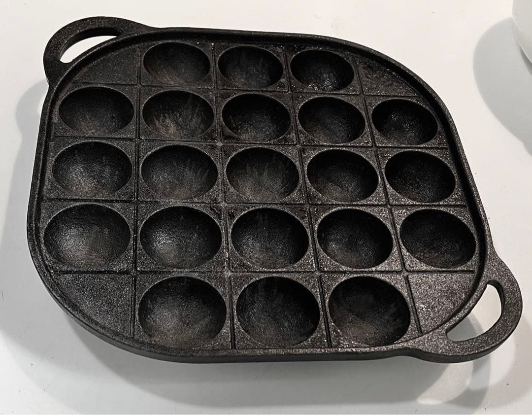 【美品】たこ焼きパン 鋳鉄 スキレットグリドル ボール型メーカー (21型)