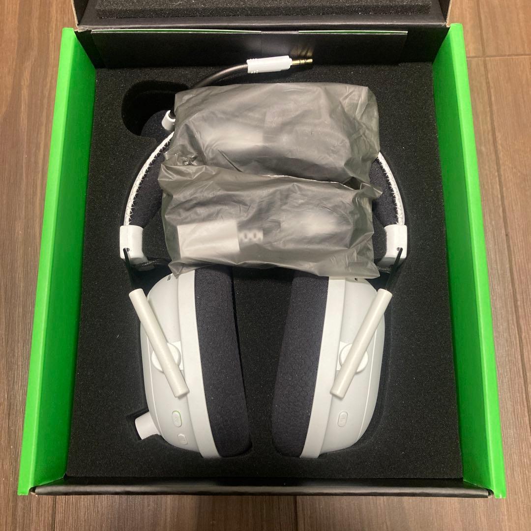 Razer BLACKSHARK V2 PRO アップグレードモデル　ホワイト