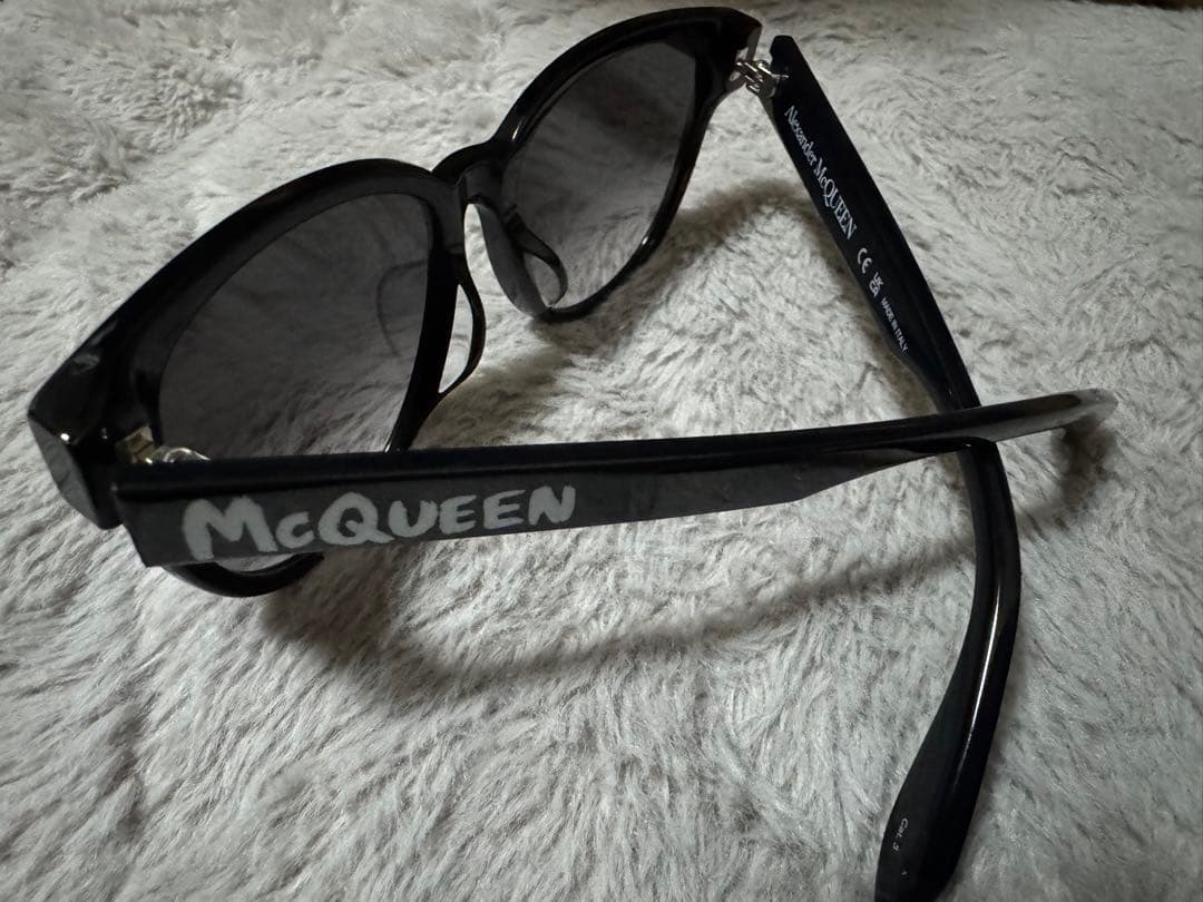 年末SALE❗️31日まで❗️Alexander McQUEEN サングラス