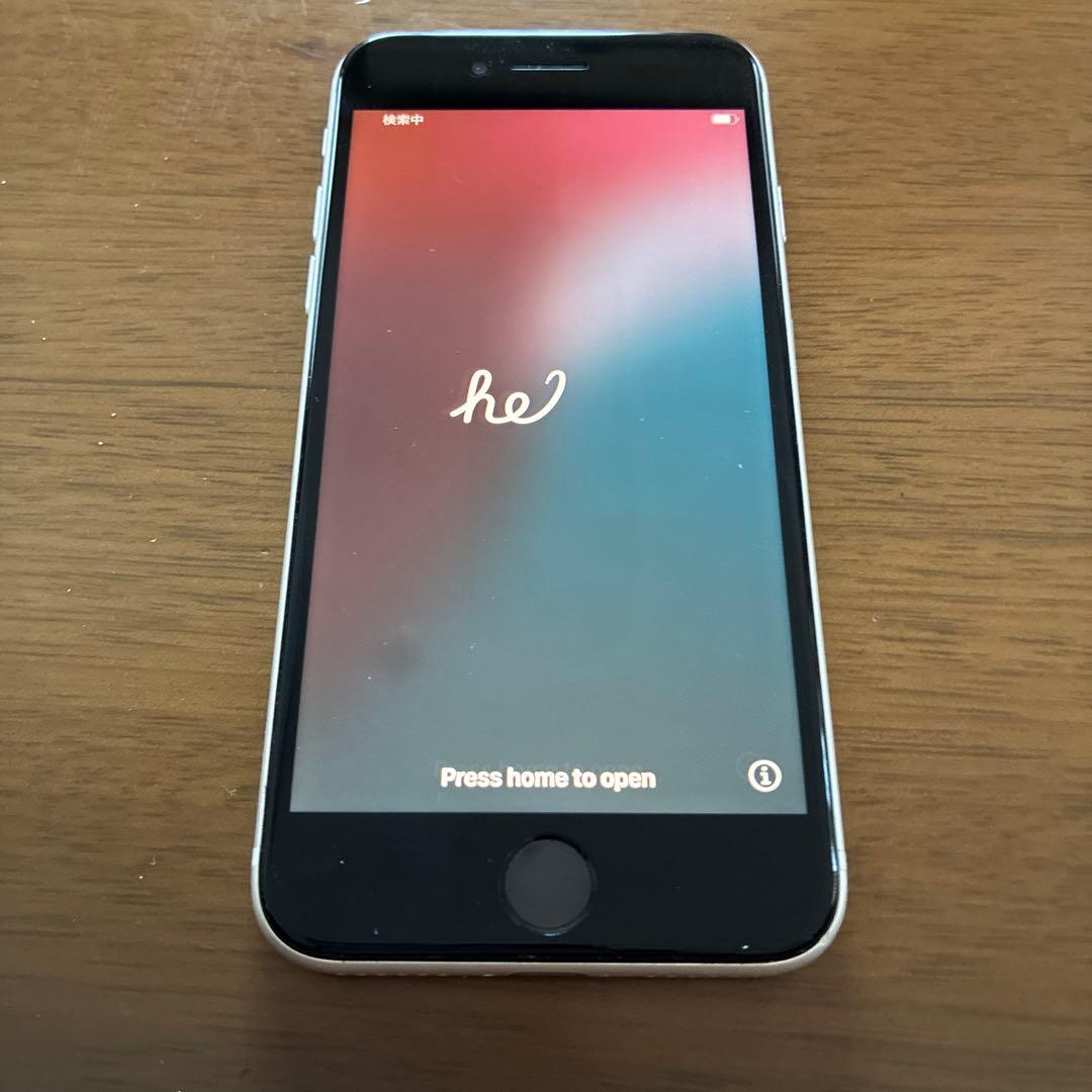 iPhone SE(第3世代)本体 64GB