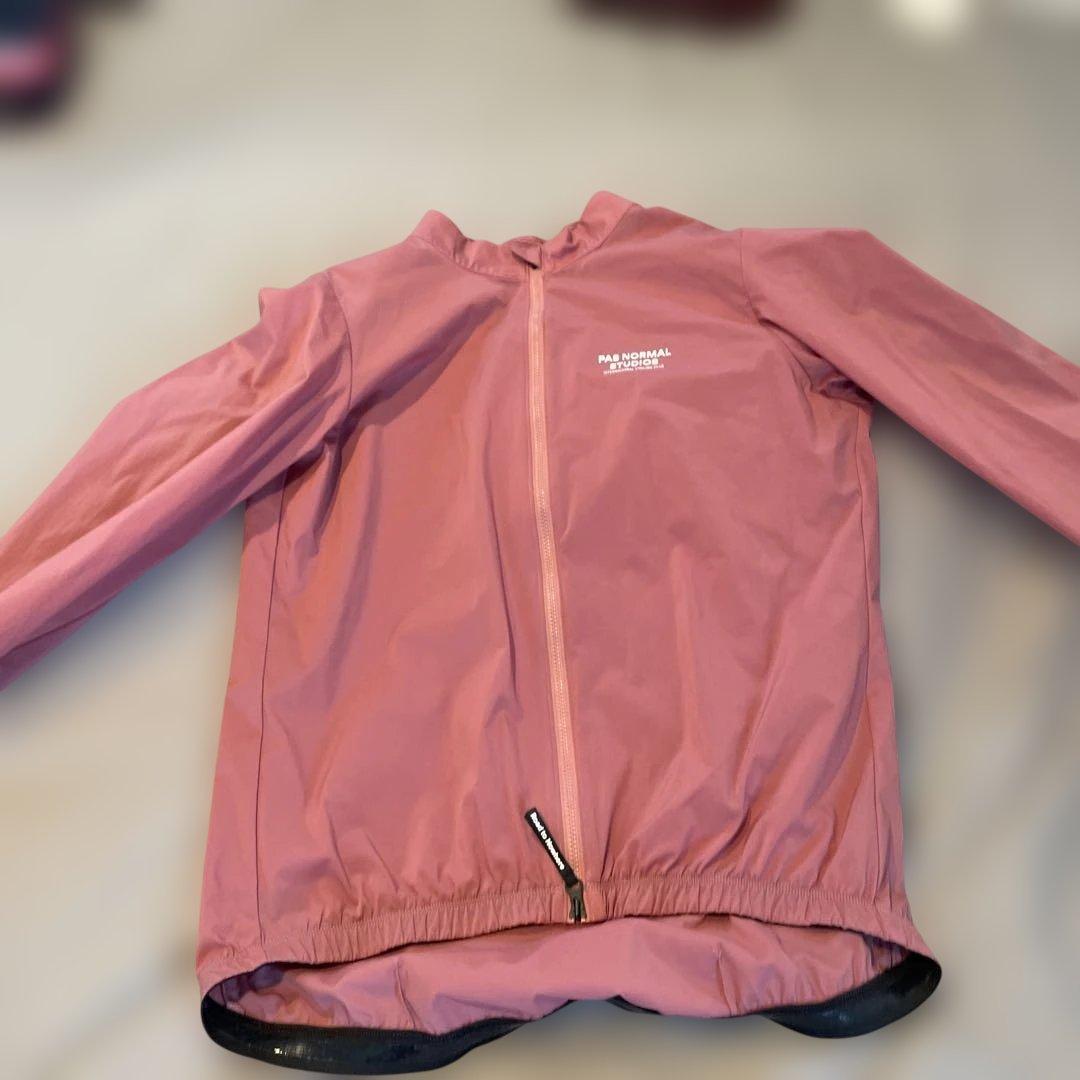 PAS NORMAL STUDIOS ウィンドジャケット M サイズ ピンク