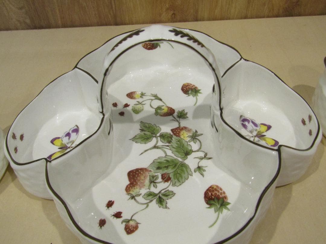 イギリス　コールポート　アンティーク　ストロベリーバスケット