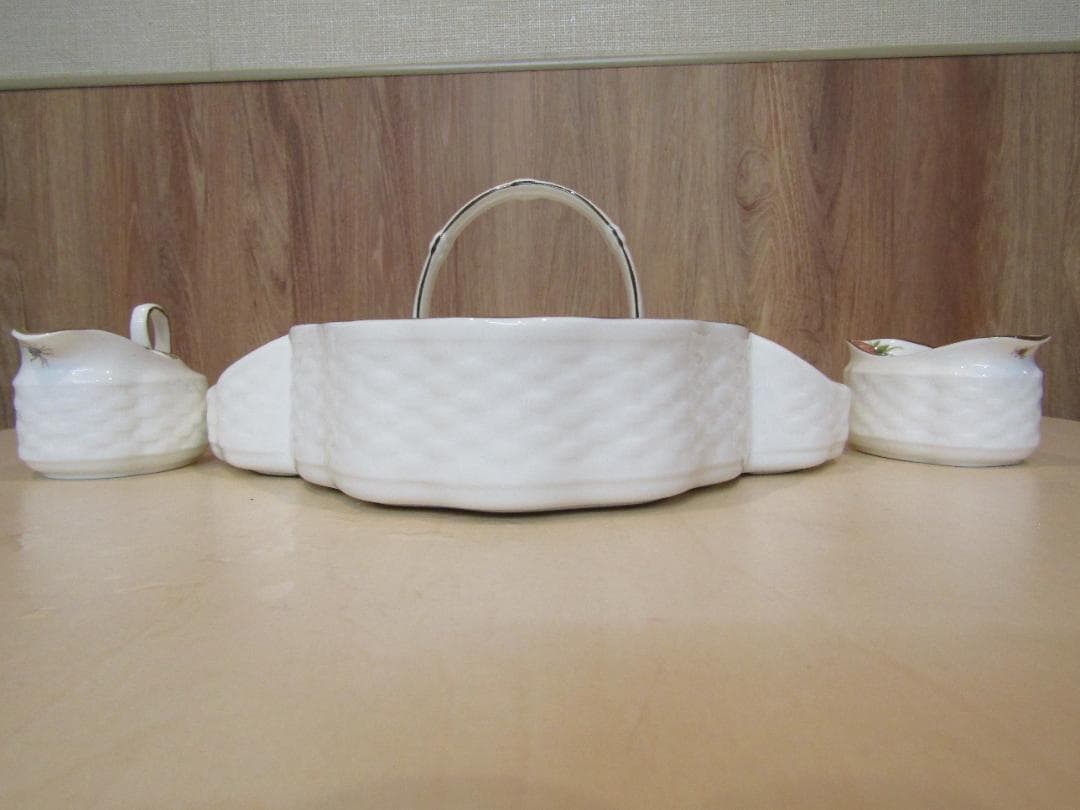 イギリス　コールポート　アンティーク　ストロベリーバスケット