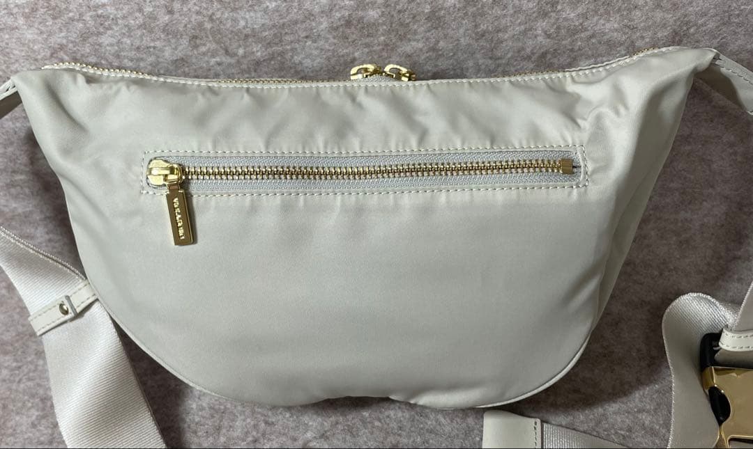 【3652】VIOLAd’ORO / ナイロン ボディーバッグ ショルダー