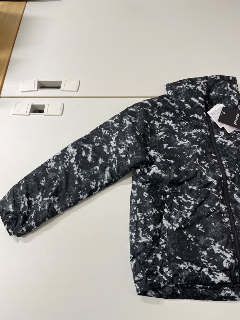 【新品】 phenix　スキーウェア　スノボウェア　レディース　Sサイズ　556