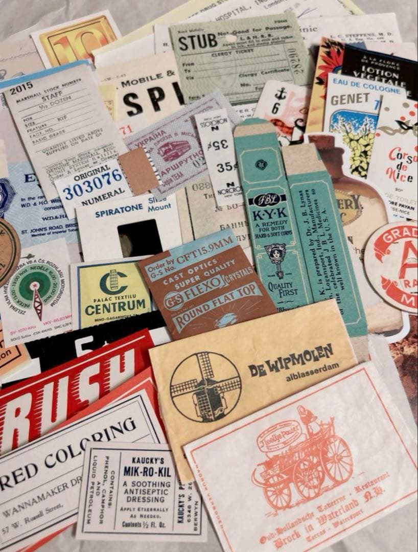 本日限定！★ 紙モノ詰め込みBOX ★ 60サイズ　海外 紙もの ヴィンテージ