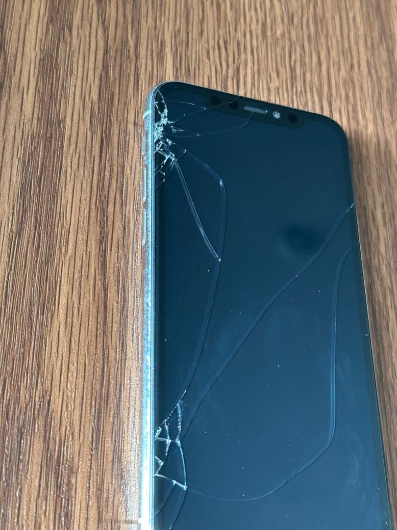 iPhone 11 Pro 256GB SIMフリー ケース付き