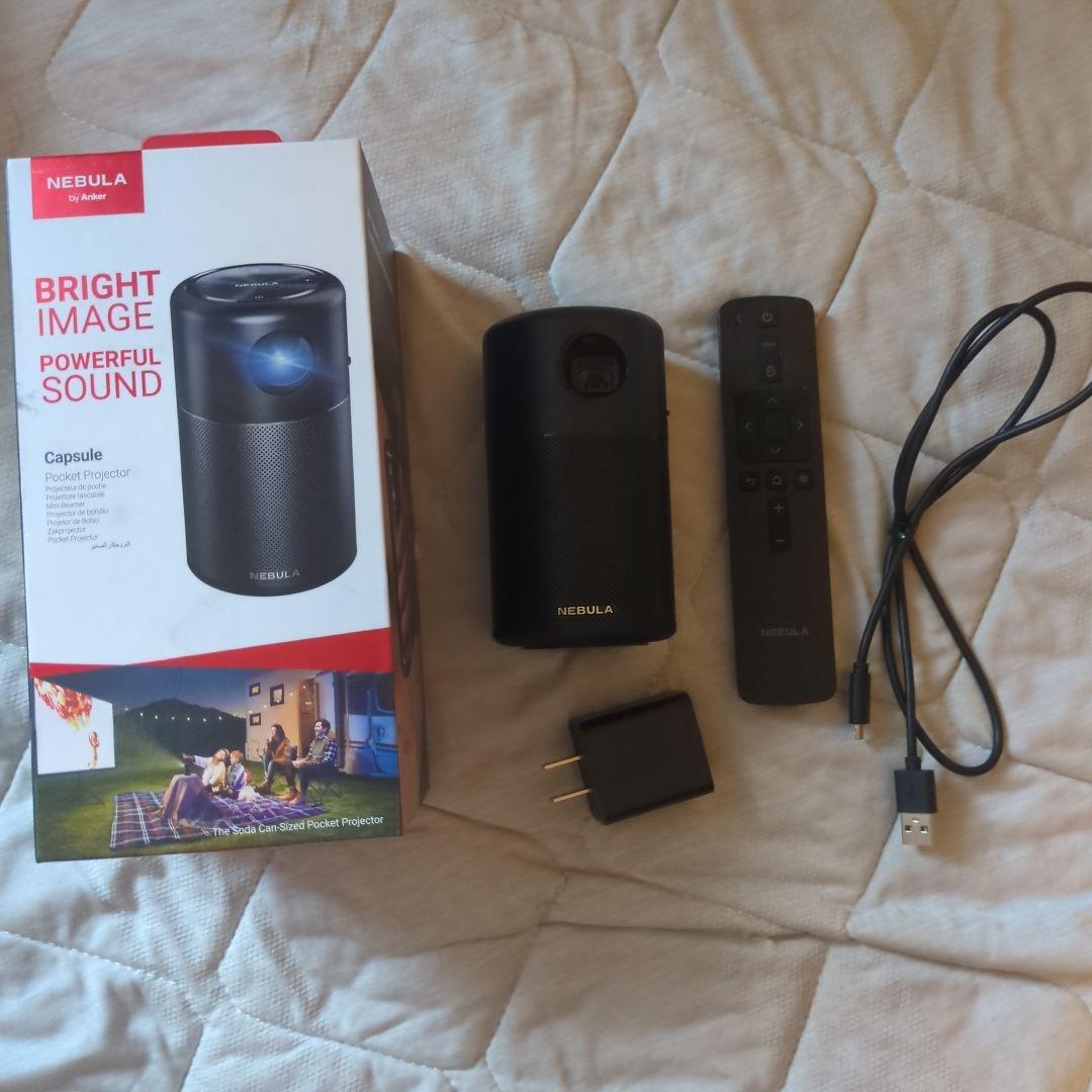 プロジェクター　Nubula Capsule 本体