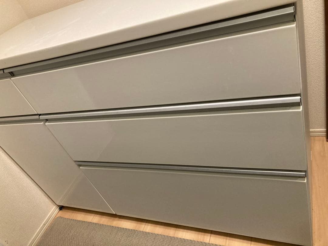 ニトリ　キッチン　カウンター　ボード　白　食器棚　収納　インテリア　引き出し