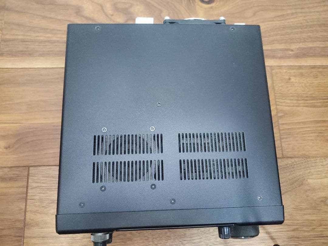 トランシーバー ICOM IC-7300 HF+50MHz 100W