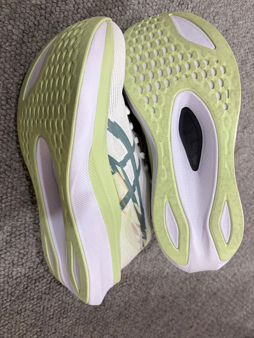 asics マジックスピード4 24.0cm