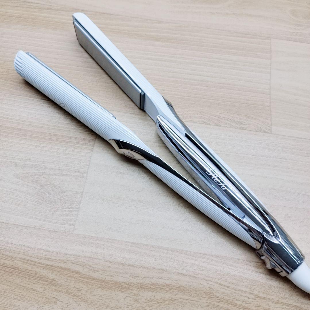 新品同様⚡️最新モデル Refa リファ ビューテック ストレート プロ