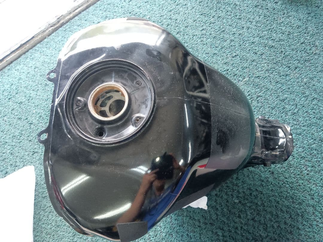 CBR1000RR SC57前期 燃料タンク