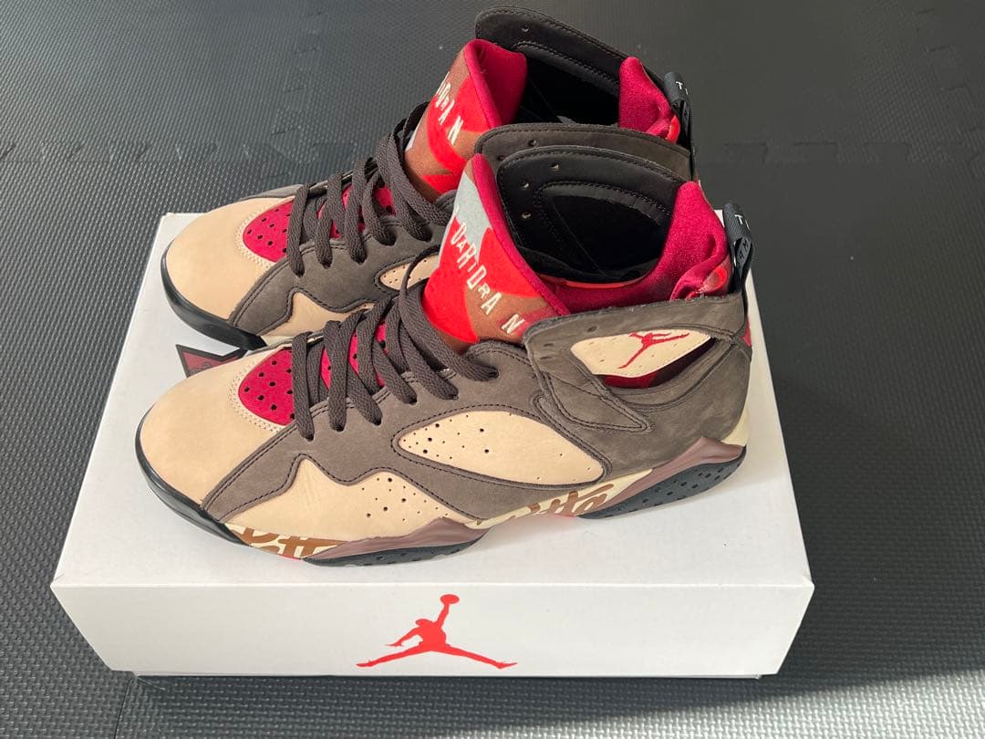 シューズ(男性用) Air Jordan 7 TEAMPATTA 23